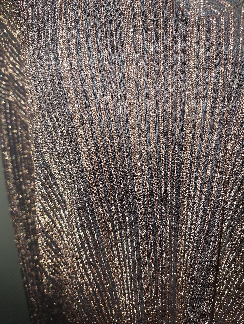 Chaser Metallic Top - Picture 4 of 6